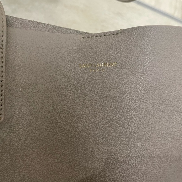 YSL East West Shopping Tote - Picture 2 of 15